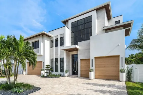748 NE 72nd Street Boca Raton FL 33487