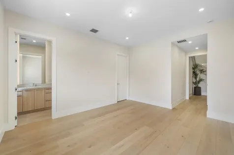 748 NE 72nd Street Boca Raton FL 33487