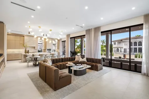 748 NE 72nd Street Boca Raton FL 33487