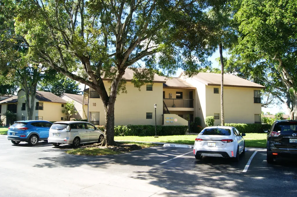 3781 Cocoplum Circle Coconut Creek FL 33063