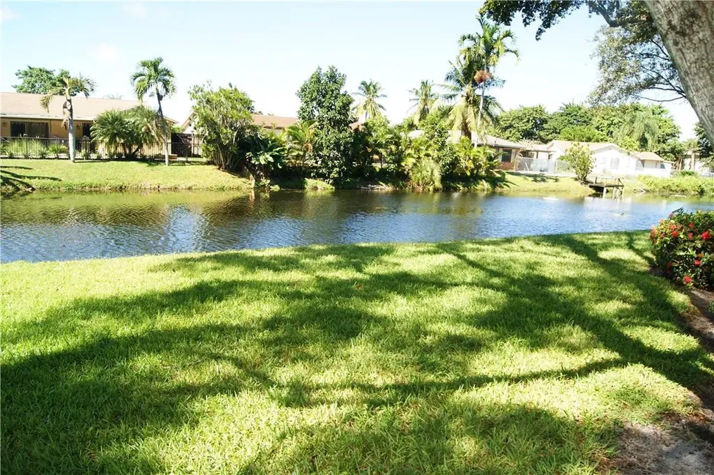 3781 Cocoplum Circle Coconut Creek FL 33063