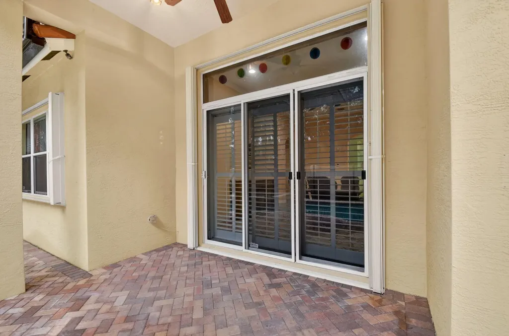 10247 Isle Wynd Court Boynton Beach FL 33437