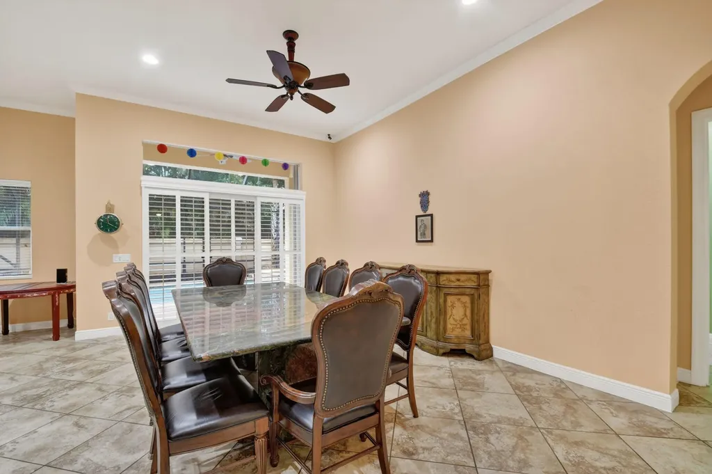 10247 Isle Wynd Court Boynton Beach FL 33437