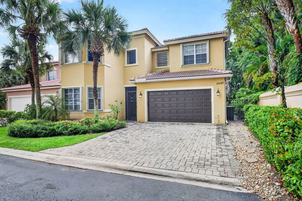 10247 Isle Wynd Court Boynton Beach FL 33437