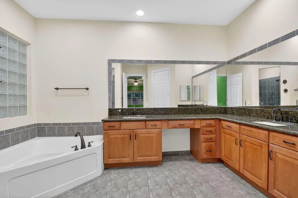 10247 Isle Wynd Court Boynton Beach FL 33437