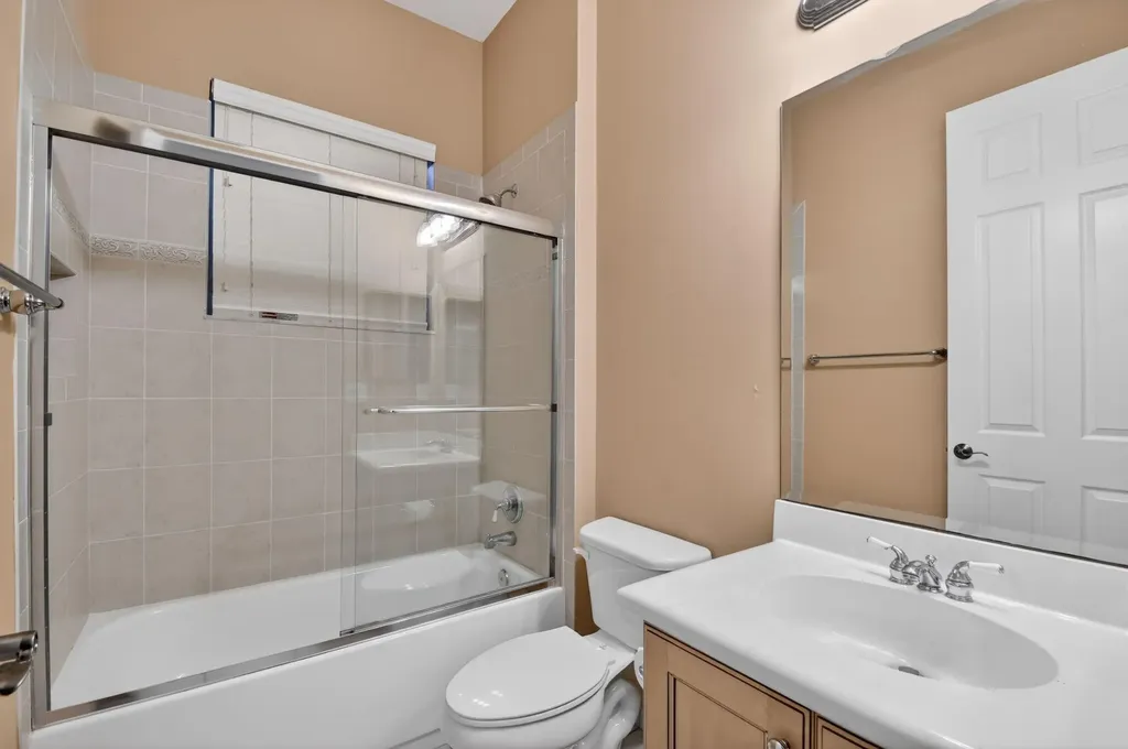 10247 Isle Wynd Court Boynton Beach FL 33437