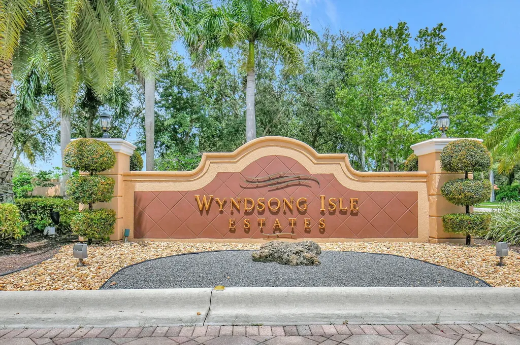 10247 Isle Wynd Court Boynton Beach FL 33437