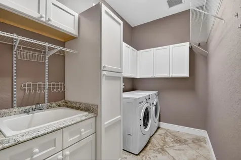 10247 Isle Wynd Court Boynton Beach FL 33437