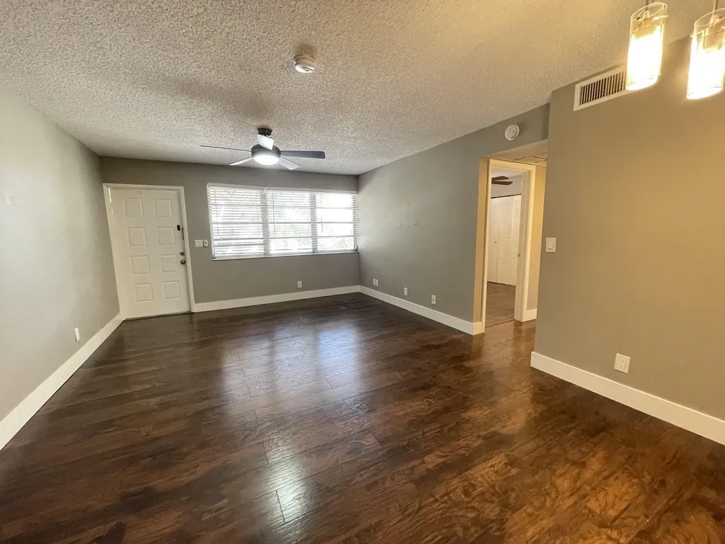 10092 Twin Lakes Drive Coral Springs FL 33071