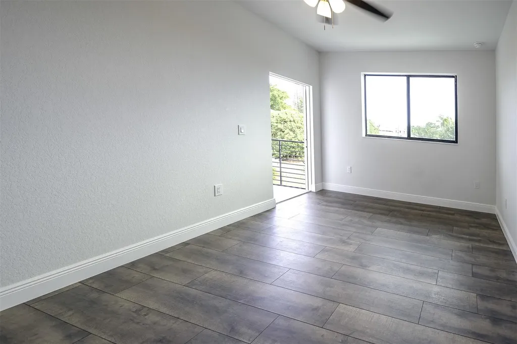 333 NW 41st Street Oakland Park FL 33309