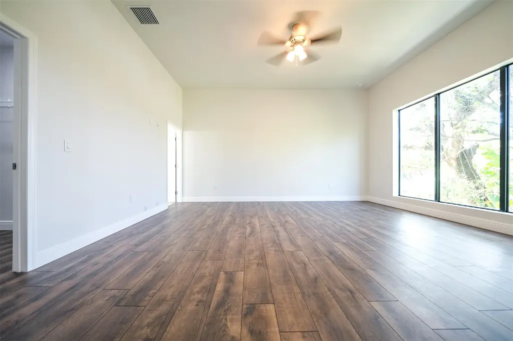 333 NW 41st Street Oakland Park FL 33309