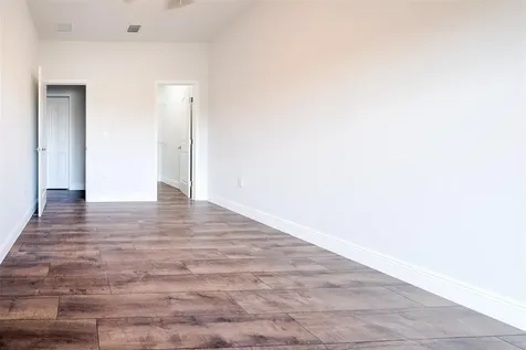 333 NW 41st Street Oakland Park FL 33309