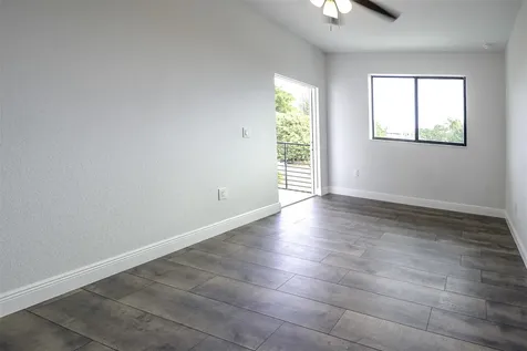 333 NW 41st Street Oakland Park FL 33309