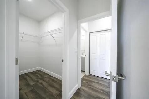 333 NW 41st Street Oakland Park FL 33309