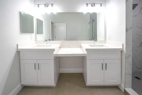 333 NW 41st Street Oakland Park FL 33309