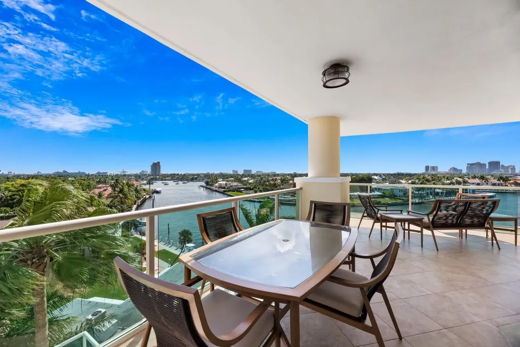 3055 Harbor Drive Fort Lauderdale FL 33316