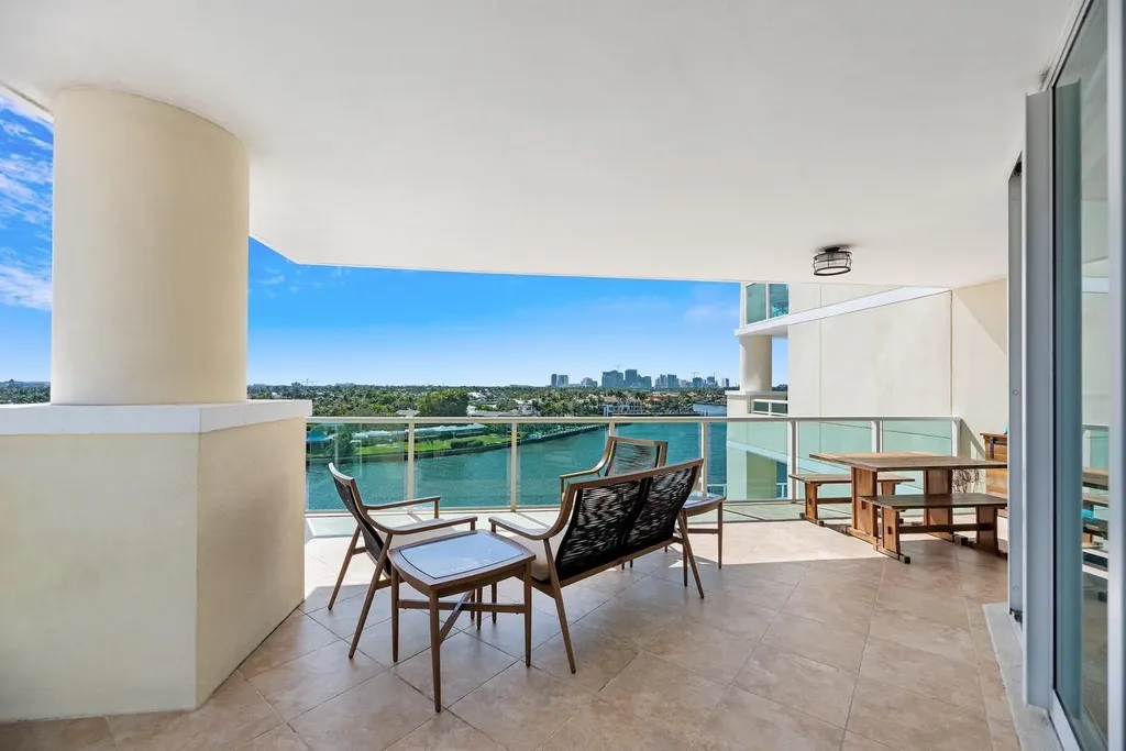 3055 Harbor Drive Fort Lauderdale FL 33316