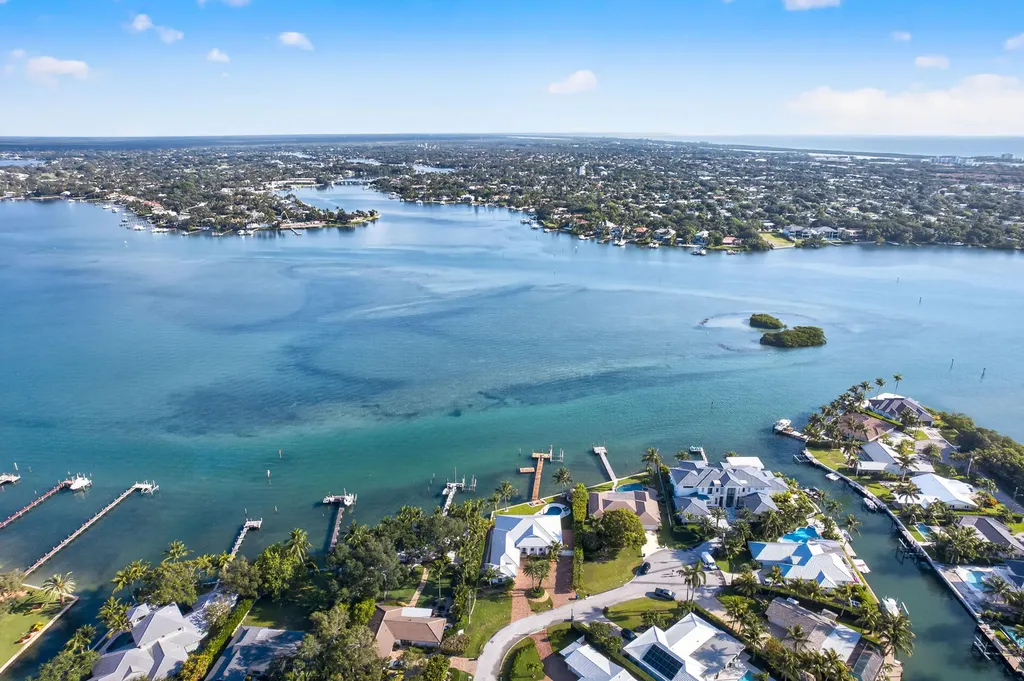 954 Dolphin Court Jupiter FL 33458
