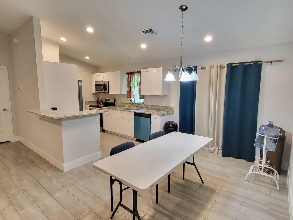1046 S Cheney Avenue Avenue S Lehigh Acres FL 33974