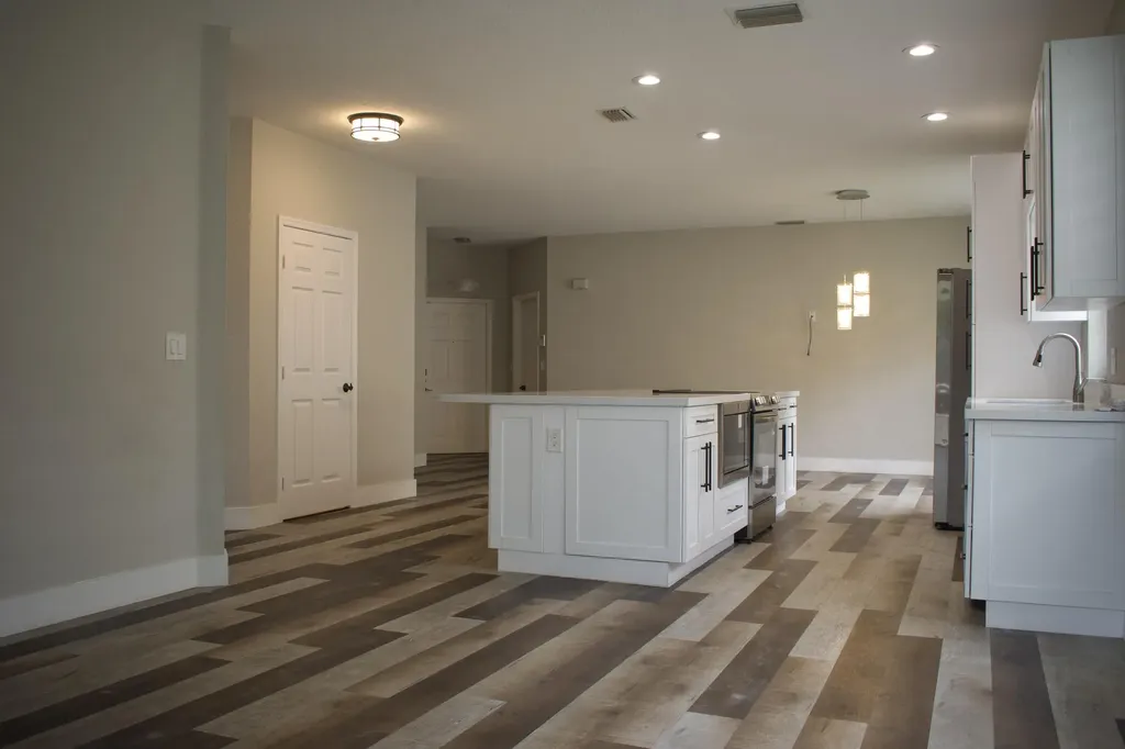 4907 Pelican Manor Coconut Creek FL 33073