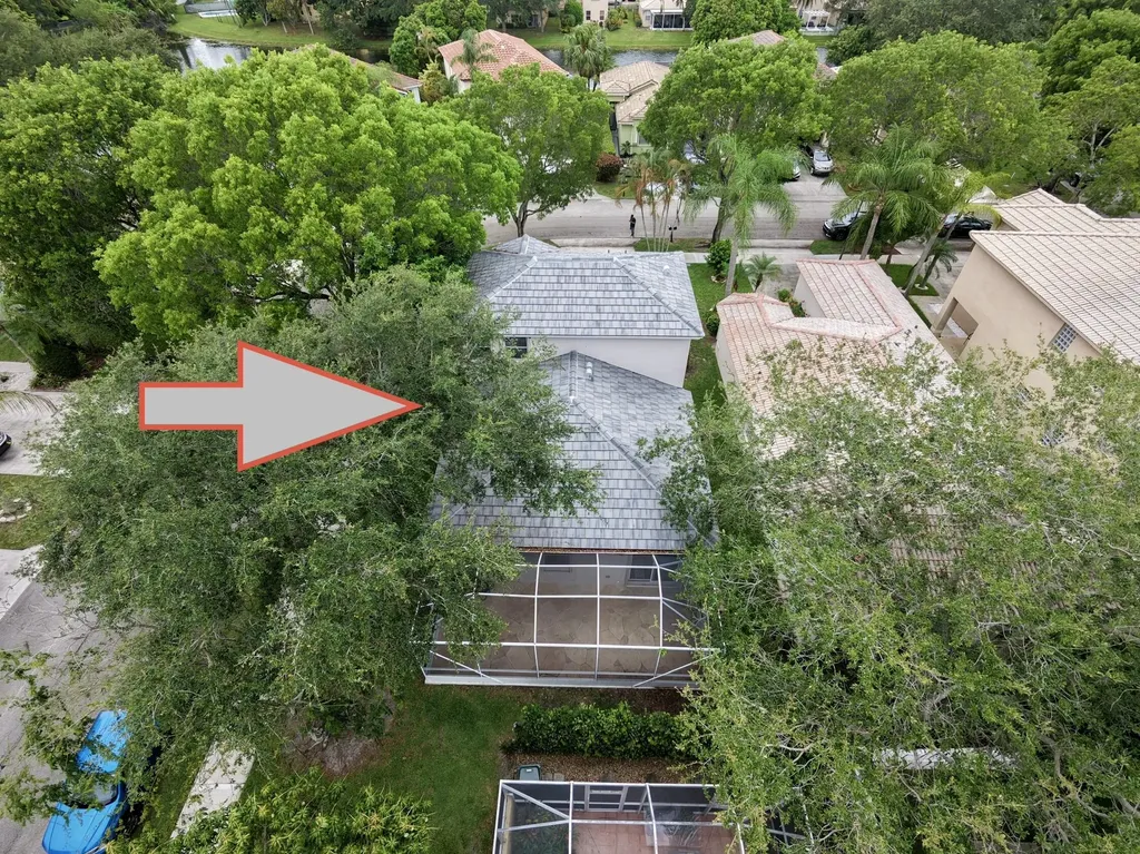 4907 Pelican Manor Coconut Creek FL 33073