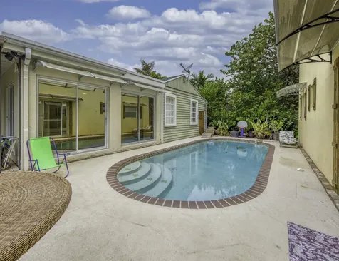 216 S Ocean Breeze Lake Worth Beach FL 33460