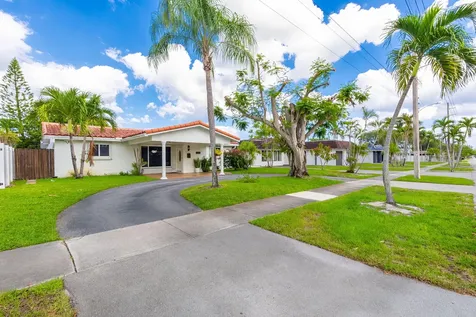 2141 N 56th Avenue Hollywood FL 33021