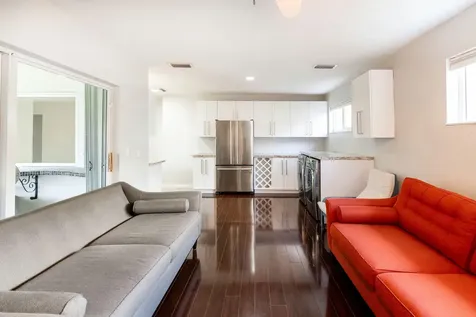 2141 N 56th Avenue Hollywood FL 33021