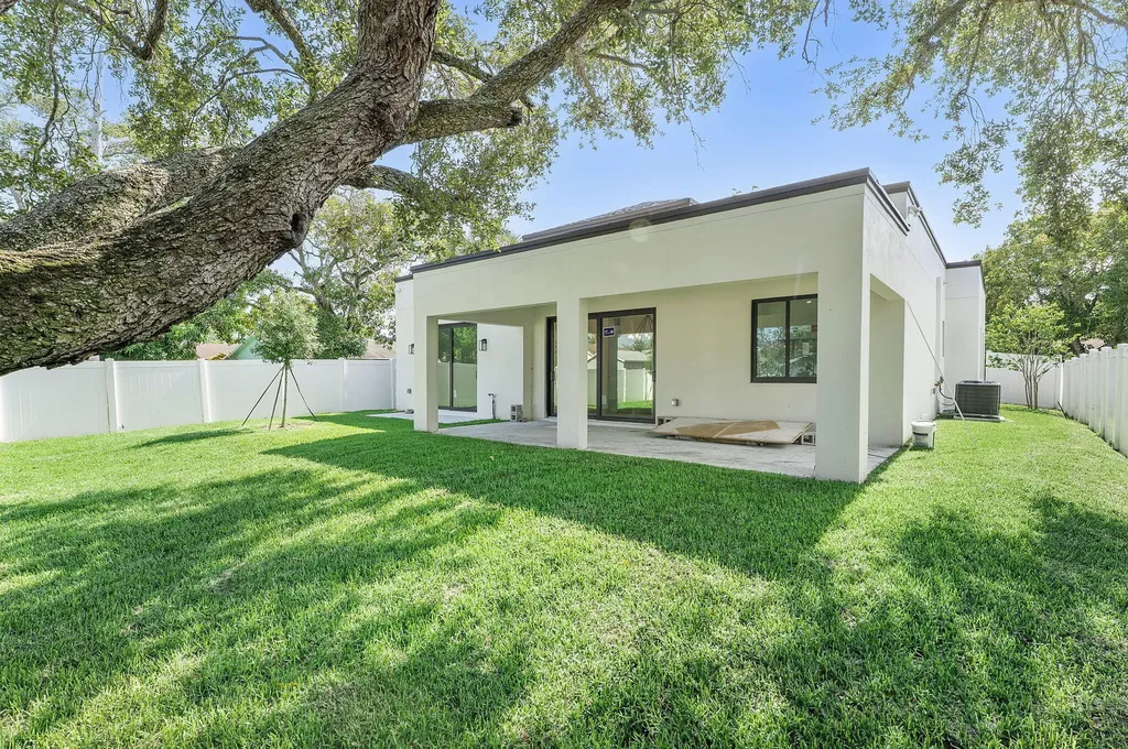478 NW 1st Avenue Deerfield Beach FL 33441