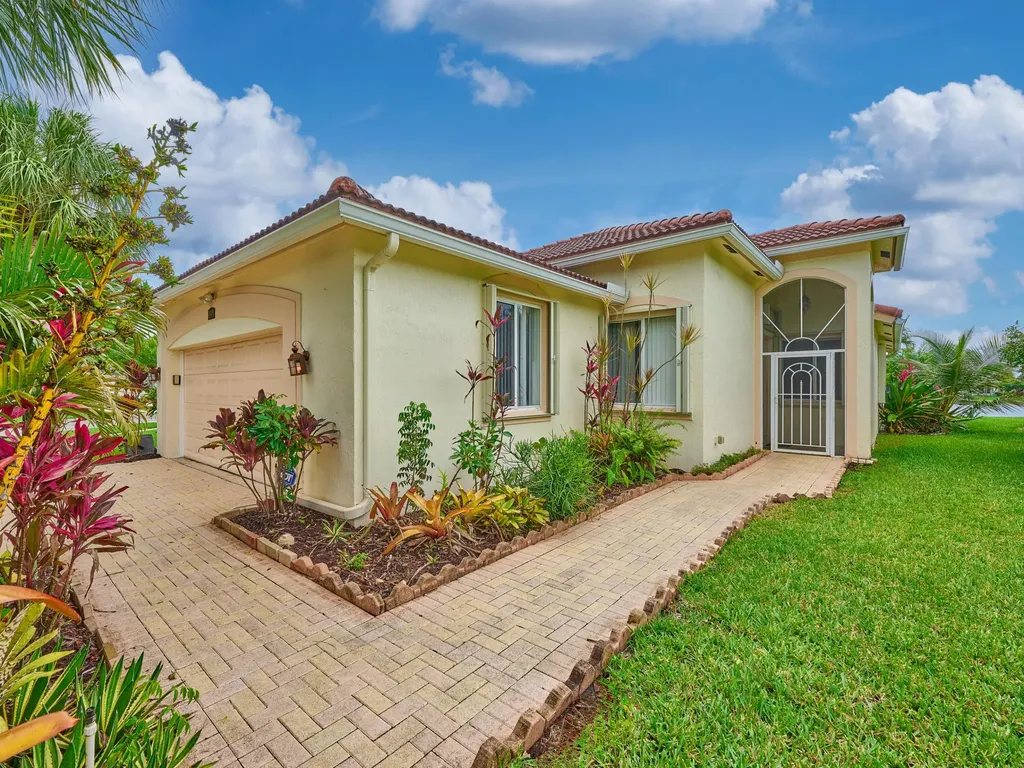 2649 Clipper Circle West Palm Beach FL 33411