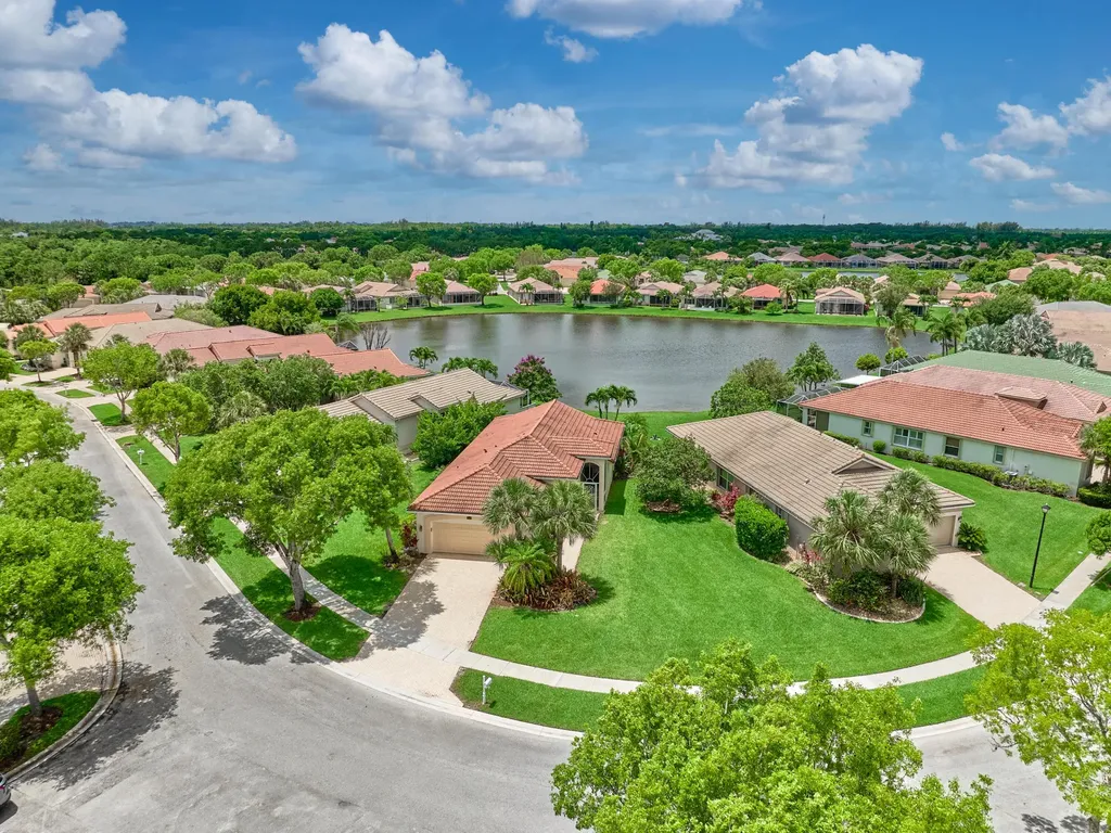 2649 Clipper Circle West Palm Beach FL 33411