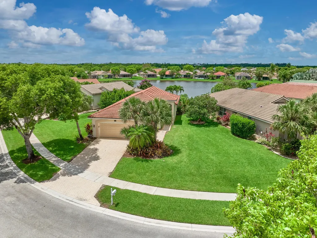 2649 Clipper Circle West Palm Beach FL 33411