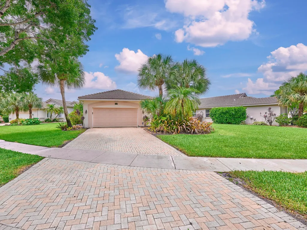 2649 Clipper Circle West Palm Beach FL 33411