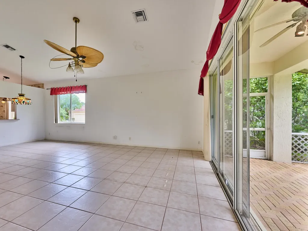 2649 Clipper Circle West Palm Beach FL 33411