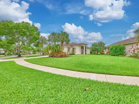 2649 Clipper Circle West Palm Beach FL 33411