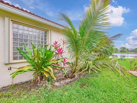 2649 Clipper Circle West Palm Beach FL 33411