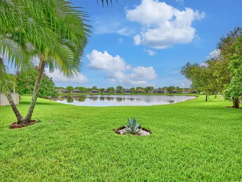 2649 Clipper Circle West Palm Beach FL 33411