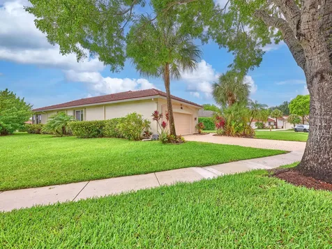 2649 Clipper Circle West Palm Beach FL 33411