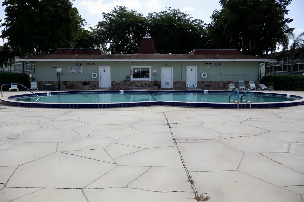 3400 Springdale Boulevard Palm Springs FL 33461