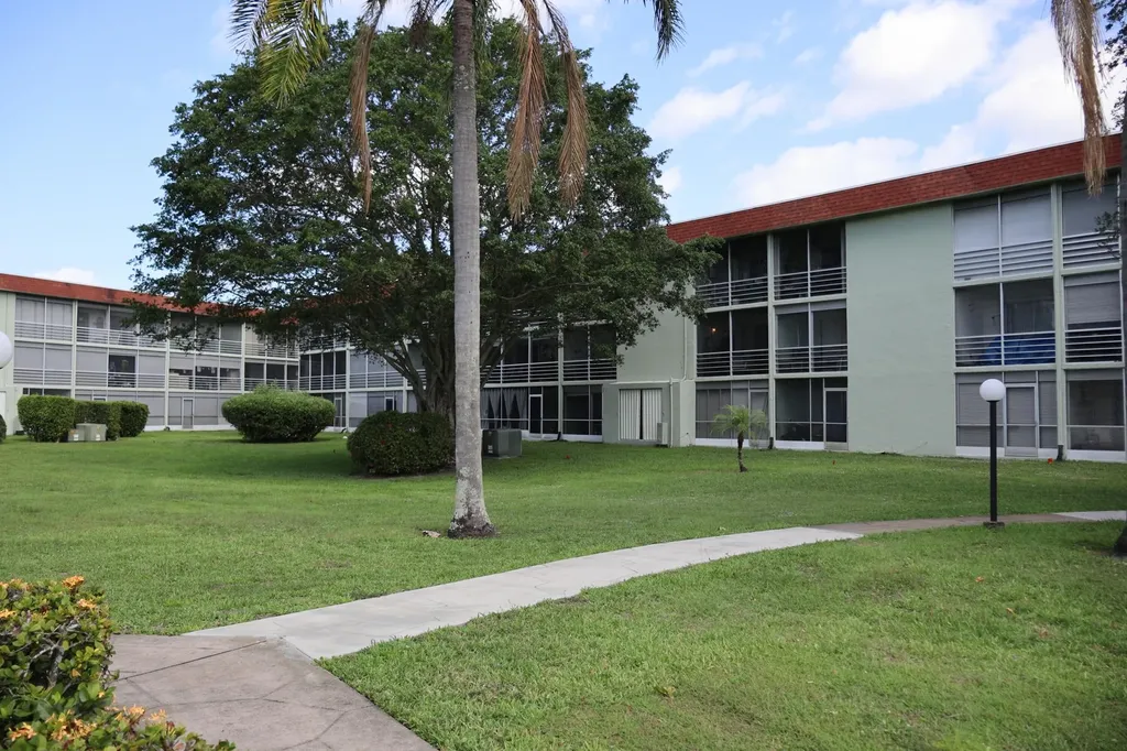 3400 Springdale Boulevard Palm Springs FL 33461