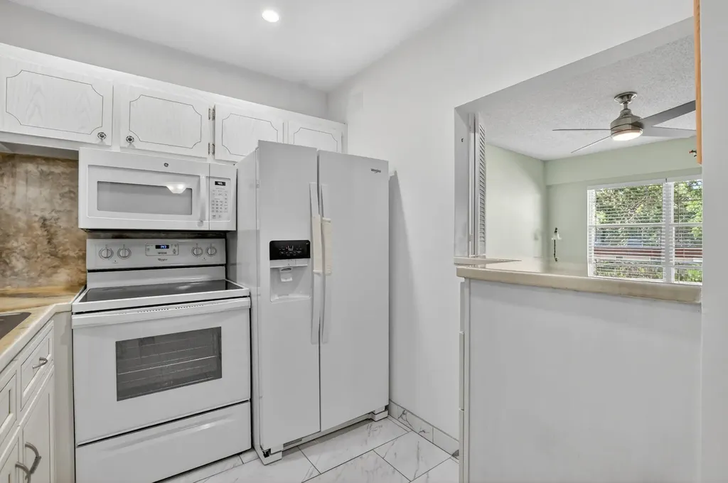 415 Mansfield Boca Raton FL 33434