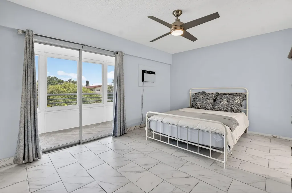 415 Mansfield Boca Raton FL 33434