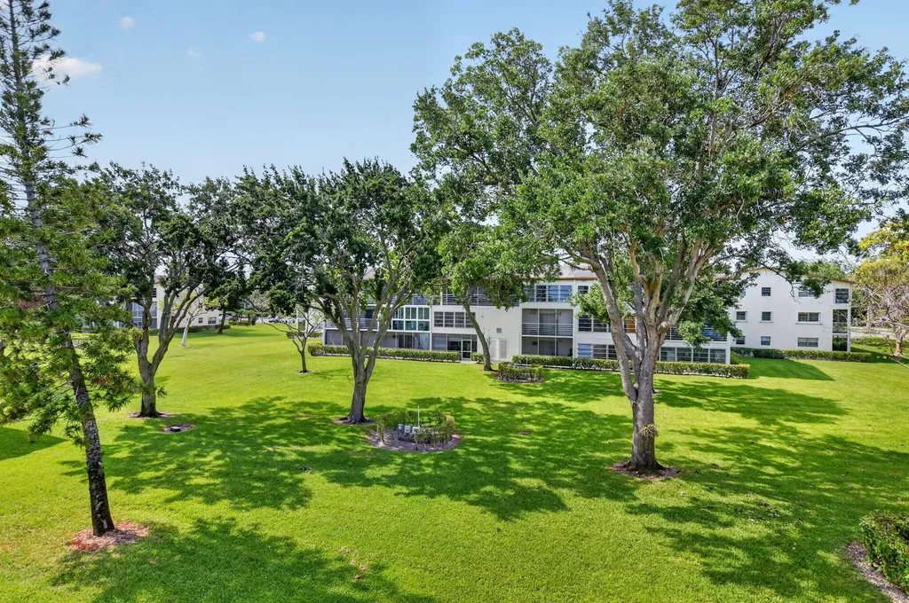 415 Mansfield Boca Raton FL 33434