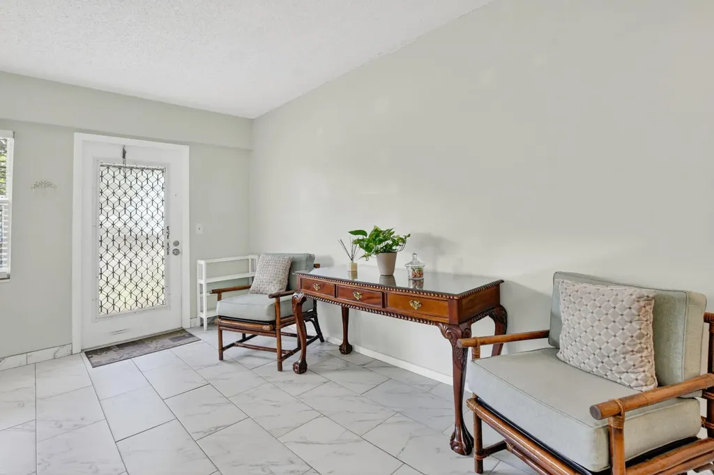 415 Mansfield Boca Raton FL 33434