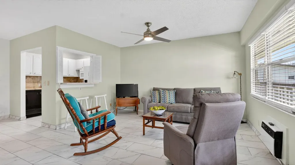415 Mansfield Boca Raton FL 33434