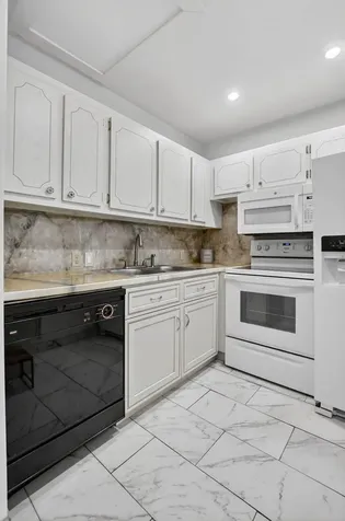 415 Mansfield Boca Raton FL 33434