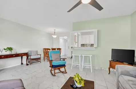 415 Mansfield Boca Raton FL 33434