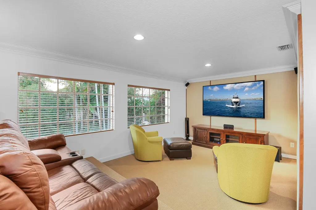 2 Castle Hill Way Sewalls Point FL 34996