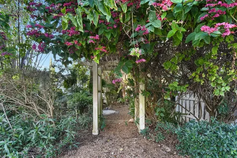 2 Castle Hill Way Sewalls Point FL 34996