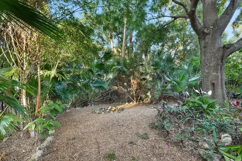 2 Castle Hill Way Sewalls Point FL 34996